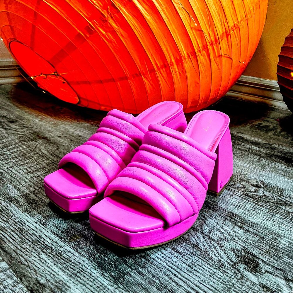Hot Pink Retro Square Heel and Toe sandal. Quirky Bubble Shoe Size 9